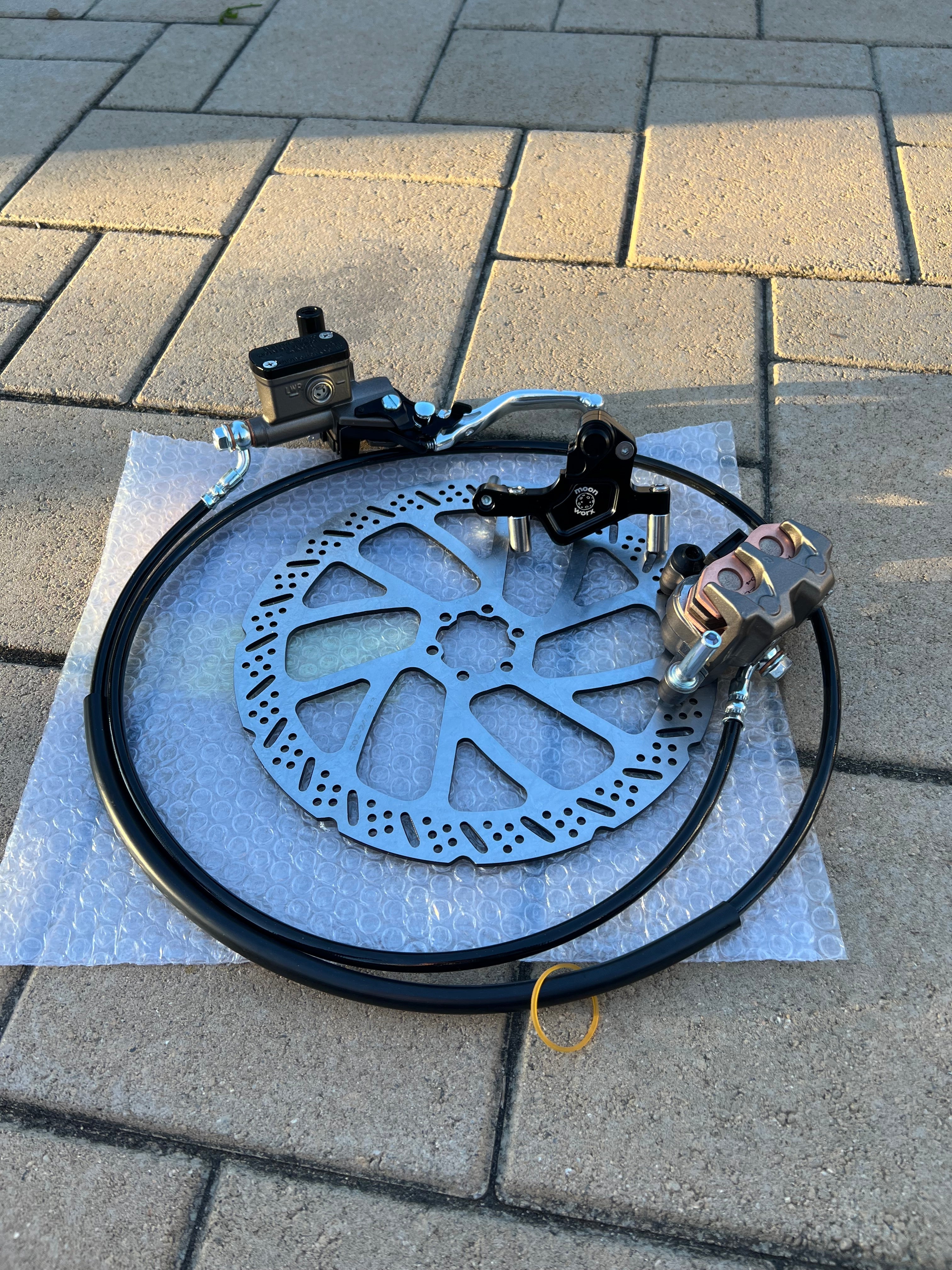 (PRE ORDER) Ultra bee rear break Super73 kit